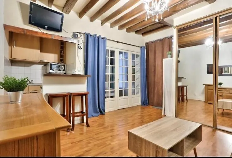 Appartement Design Champ De Mars, 2 Pieces Quartier Tour Eiffel Parigi Appartamento